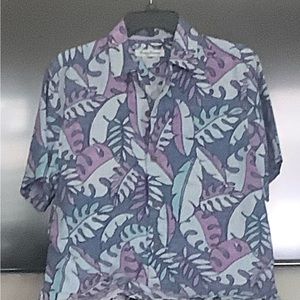 Tommy Bahama Hawaiian Shirt size S/P used like new